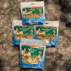 Kaytee Timothy Biscuits for Small Pets Apple & Carrot Flavors